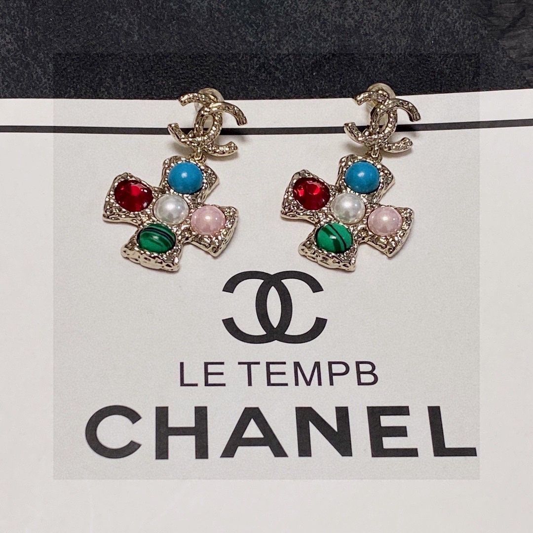 ★大ぶりでとっても華やか【 CHANEL 】イヤリング ◇CCロゴが華やか◇『CHANEL』24k CCロゴ ストラス イヤリング