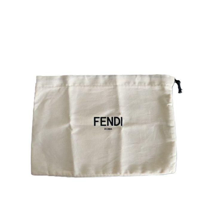 美品　FENDI　フェンディ　カチューシャ　ファー　CA0229690 美品 FENDI フェンディ カチューシャ ファー CA0229690 - メルカリ