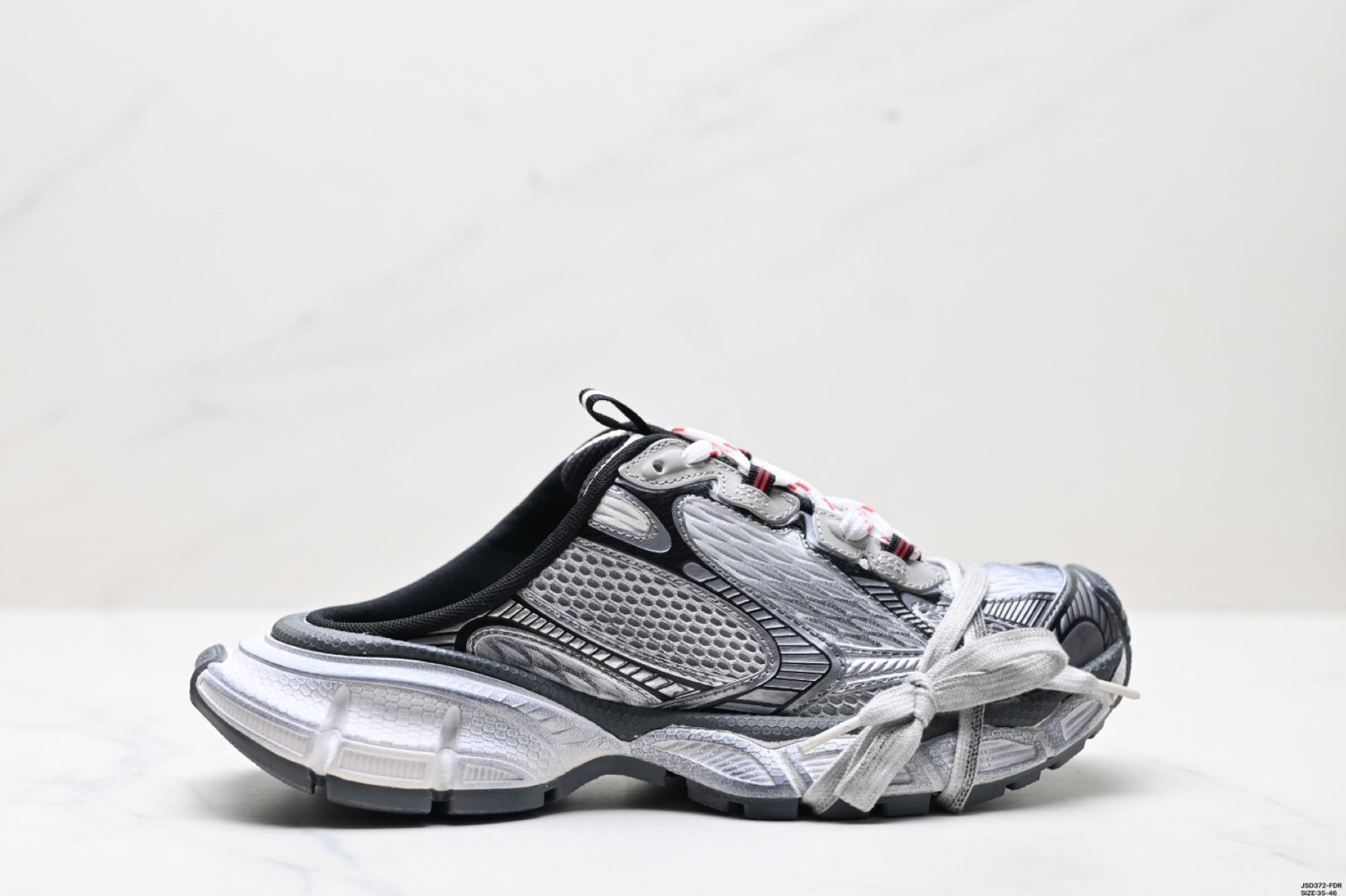 BALENCIAGA バレンシアガ ダブルバックルスリッパ バレンシアガ（Balenciaga）3XL Mule 革製（かわせい）トップ