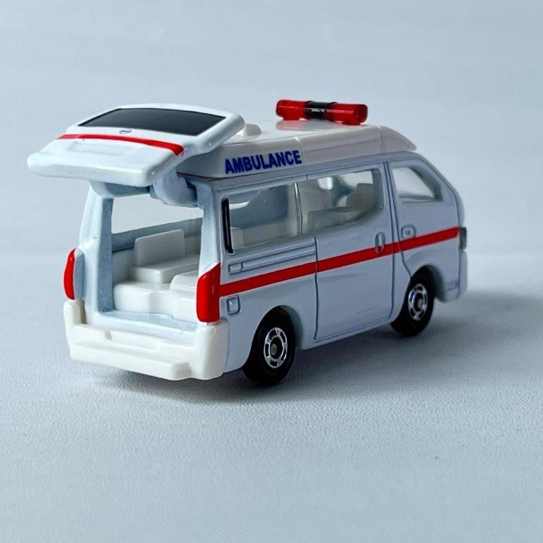 タカラトミー トミカ 救急車 3種類セット(5) トミカシリーズ