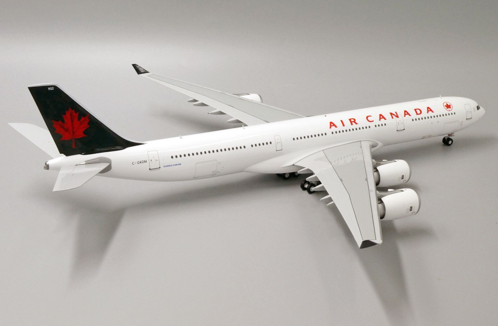Jcwings エアカナダ A340-500 C-GKOM 1/200 LH2177 - メルカリ