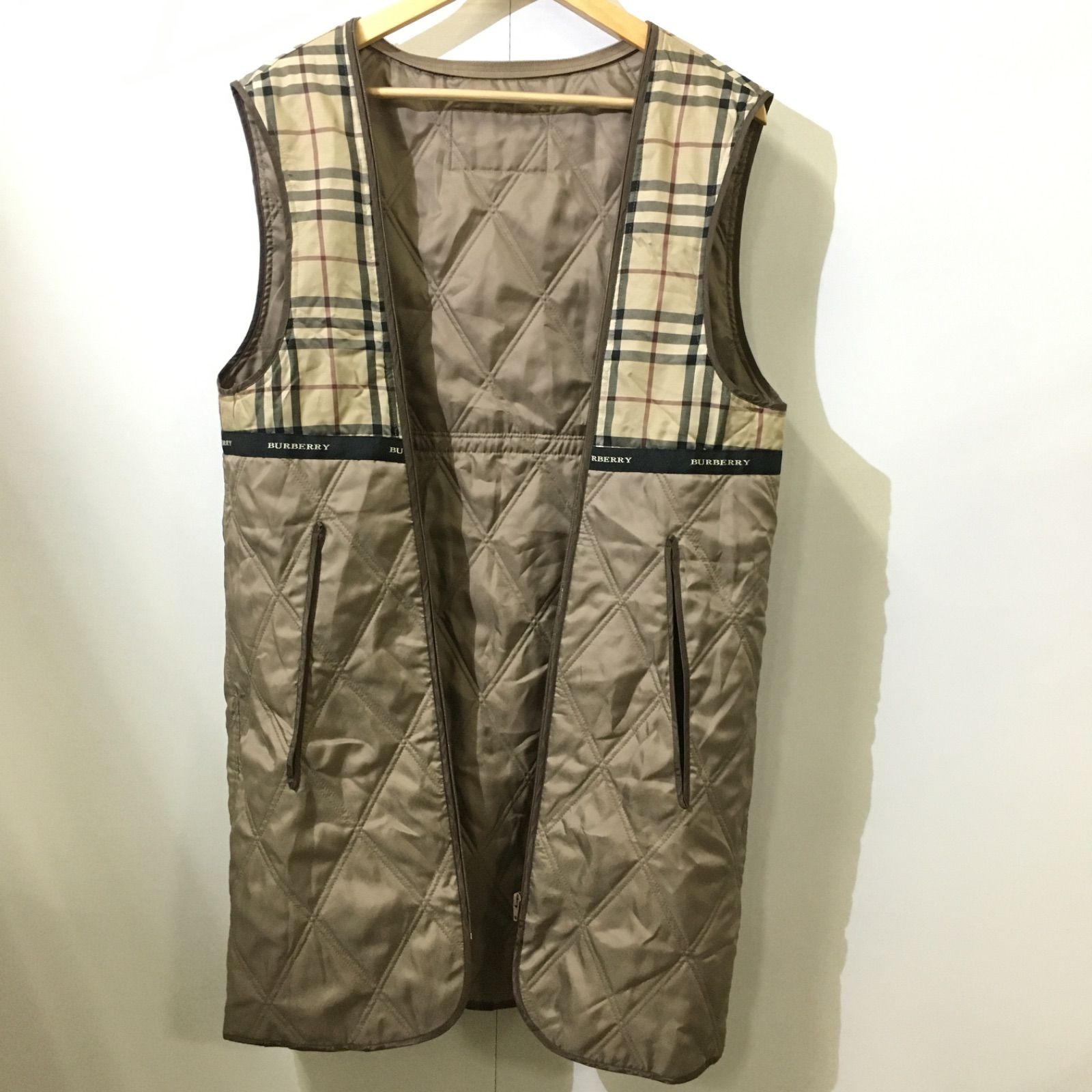 Burberry london バーバリーロンドン ロングキルティングジップベスト 