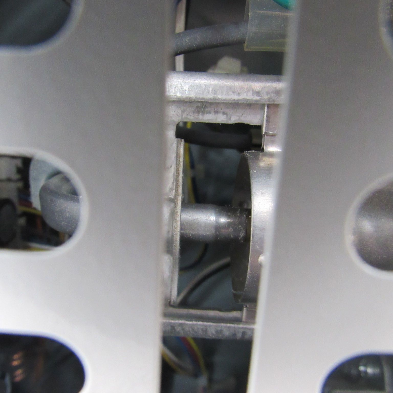 ガスファンヒーター