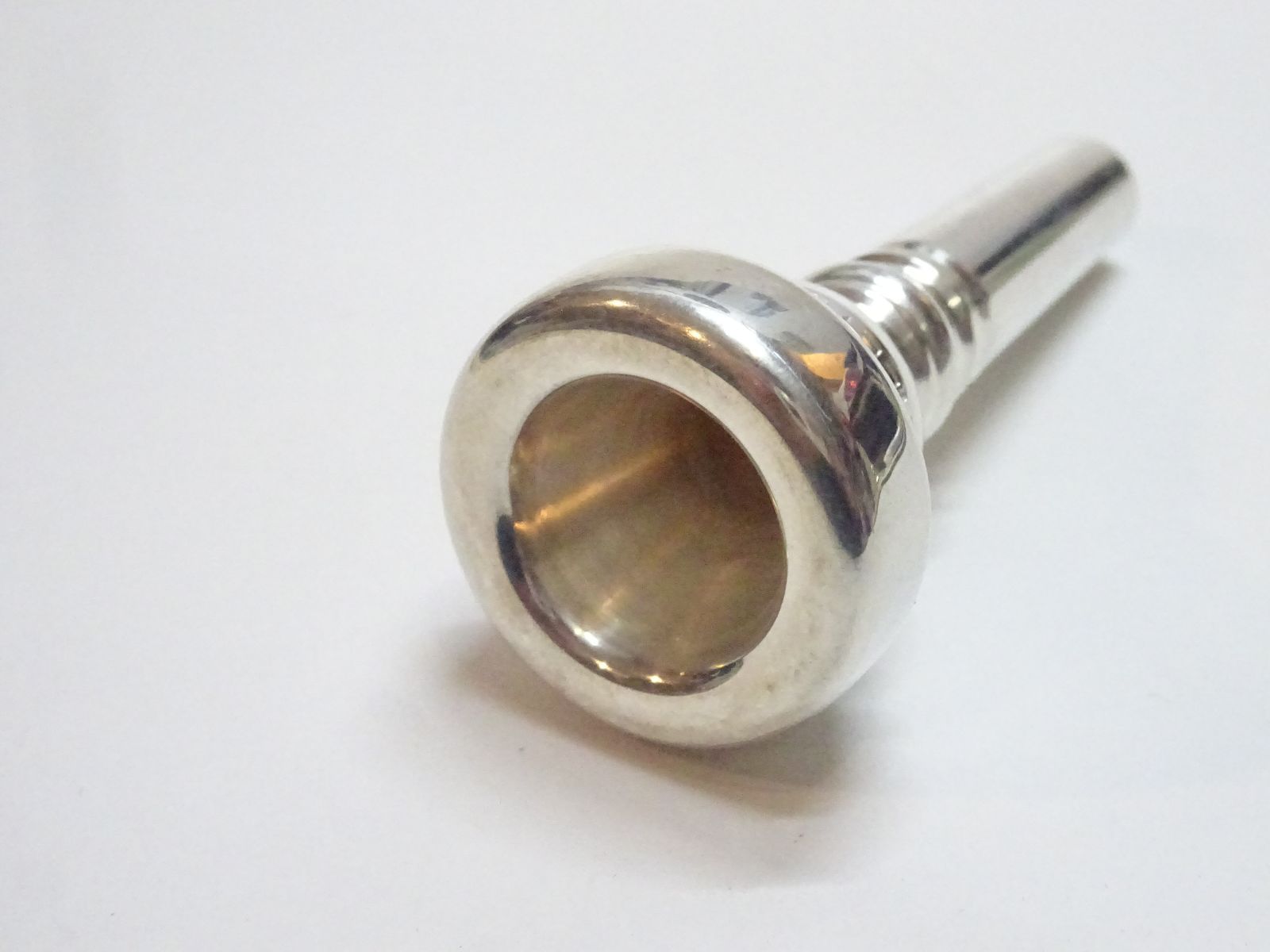 送料無料、返品無料。 ボブリーブス フリューゲルホルン用マウスピース 2ピース 43HF 西巣鴨