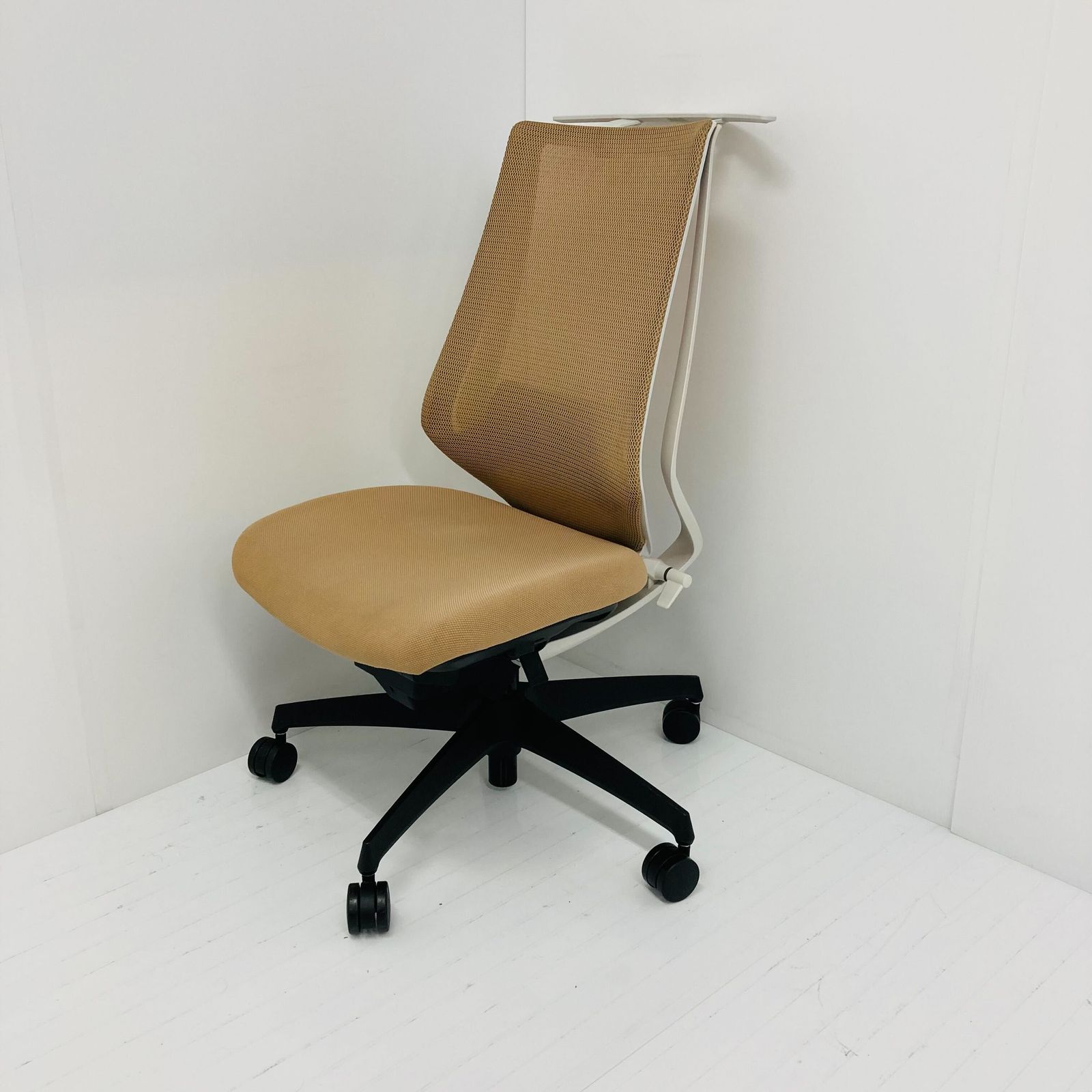 S Duora デュオラ CRS-G3000E1 | ベージュ＊ハンガー付き＊