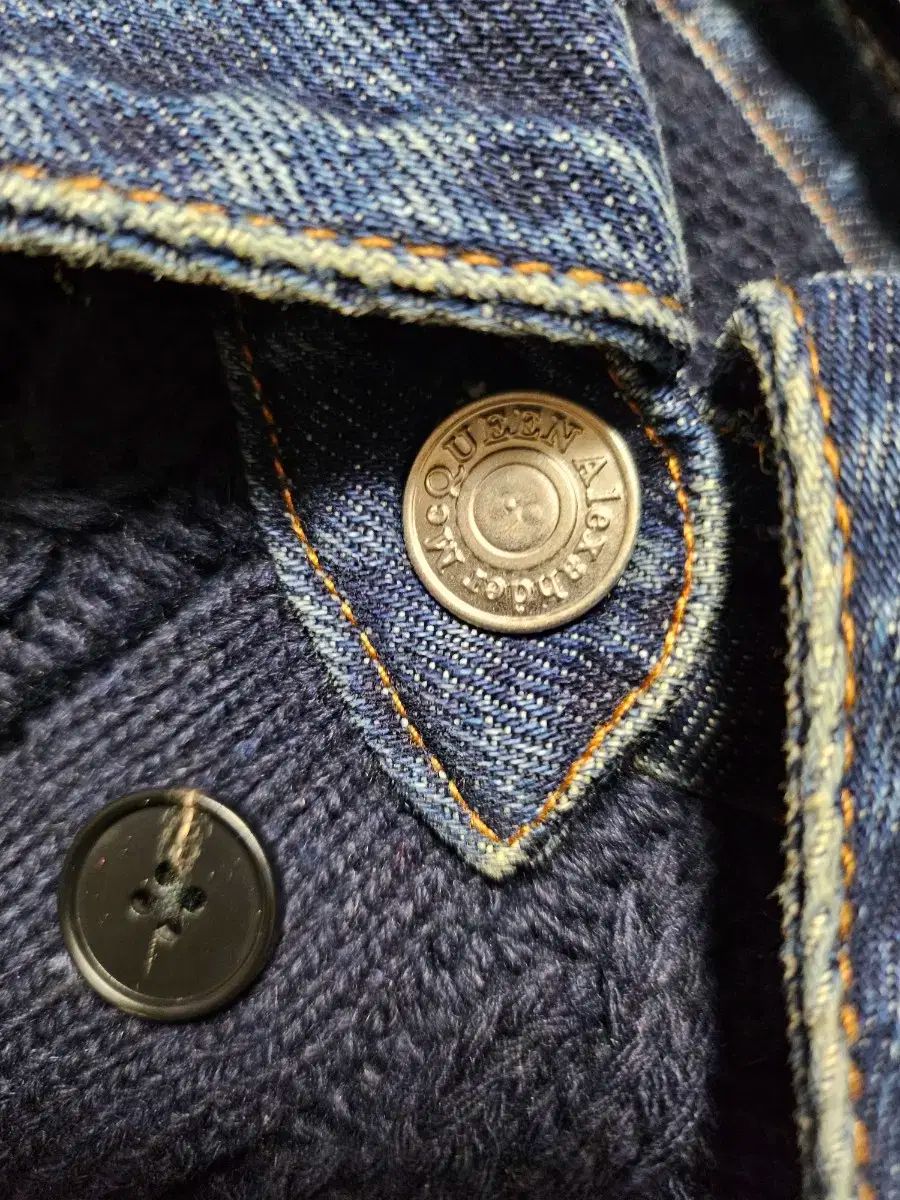 アレキサンダー マックイーン