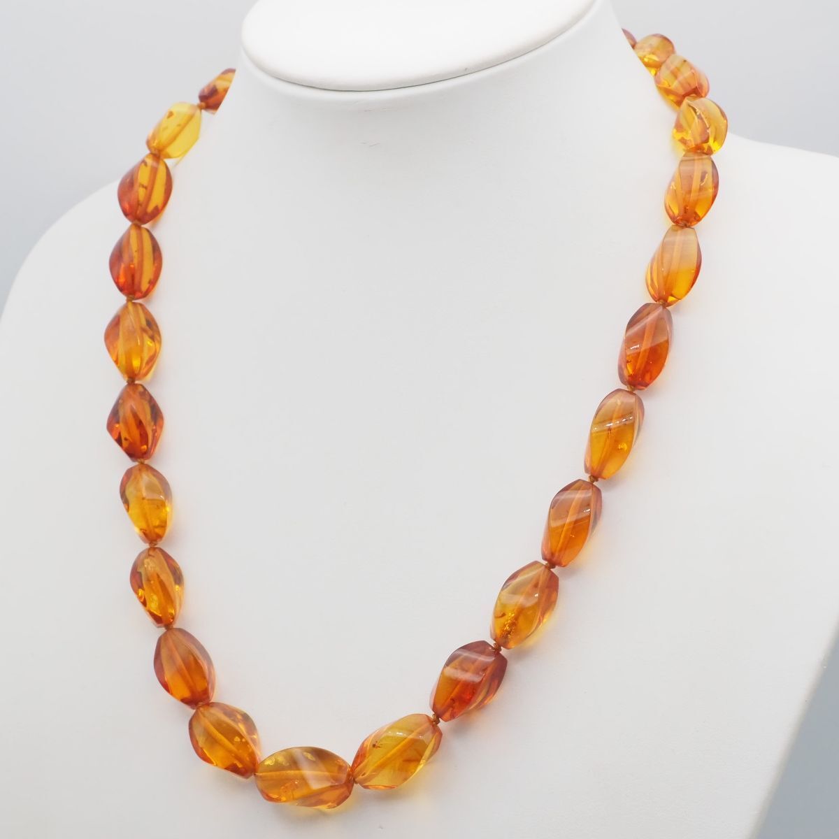 〜琥珀出品〜 G286 琥珀 コハク アンバー ネックレス デザイン - メルカリ