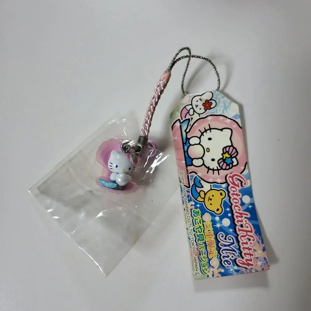 ハローキティ 三重 限定 貝類 真珠のような 人魚 キティ