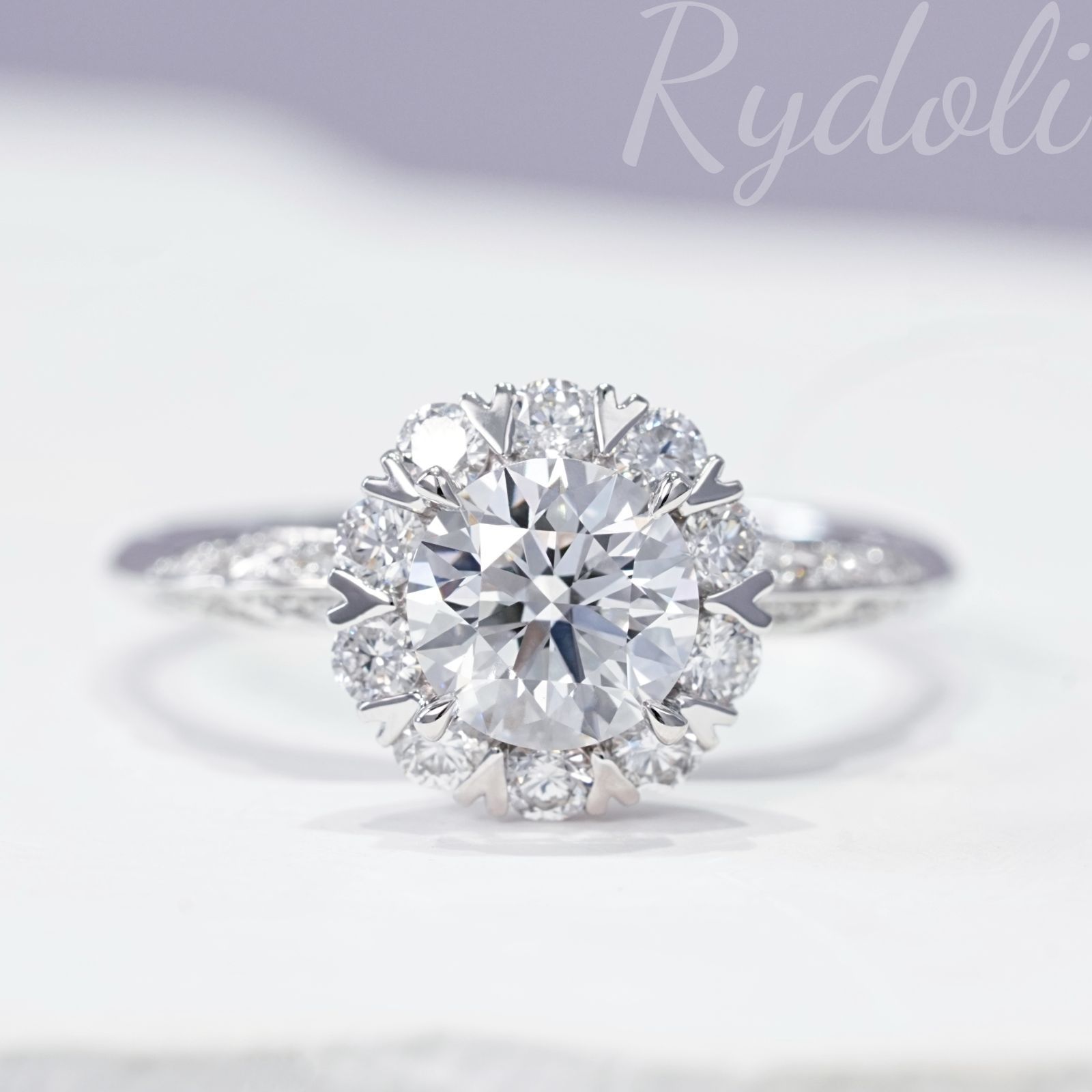 新品】ラボグロウンダイヤモンド 2.05ct D VVS2 鑑定書付き IGI 鑑定