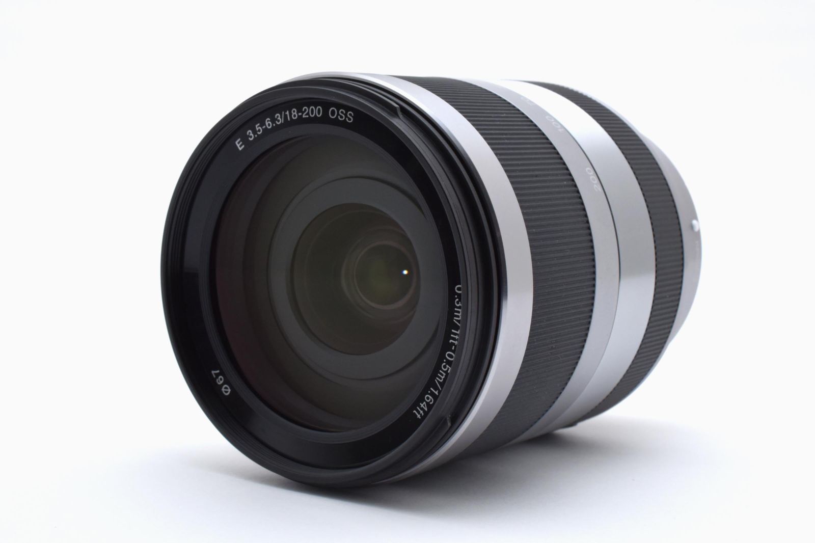 ☆美品☆ソニー SONY 18-200mm F3.5-6.3 OSS SEL18200 《付属品
