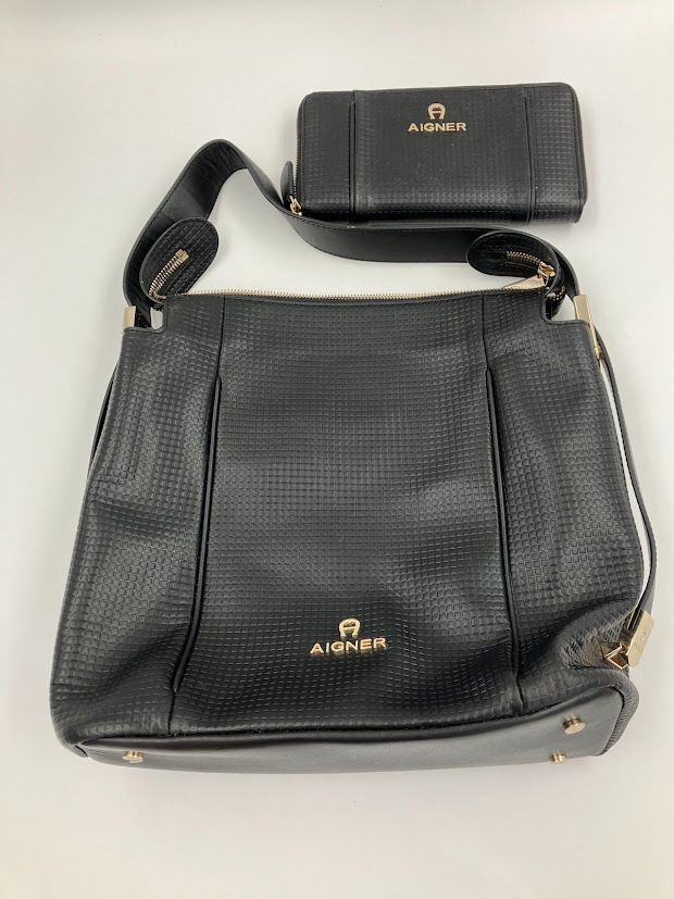 Aigner アイグナー 本革 ガーメントバッグ ◇未使用品◇ アイグナー AIGNER レザー ハンドバッグ 財布