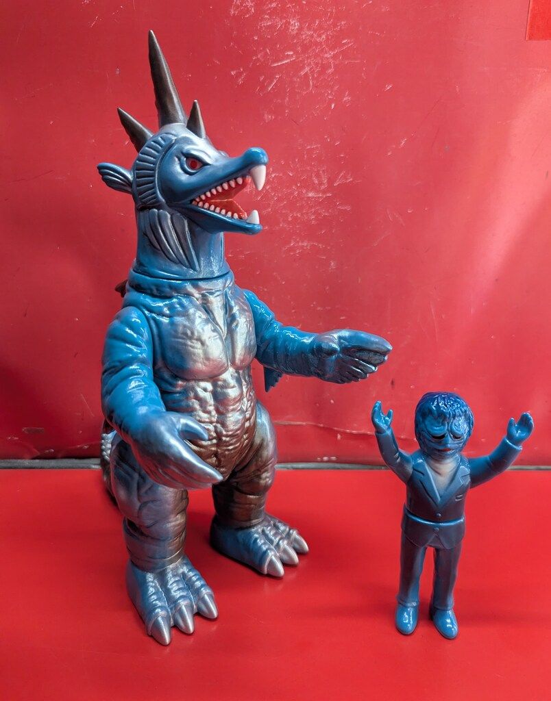 メディコムトイ 怪獣大決戦シリーズ ムルチ ミニメイツ星人 MAT 1期