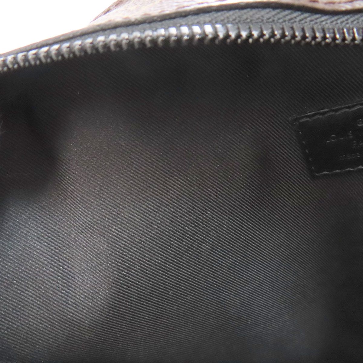 モノグラムキャンバス