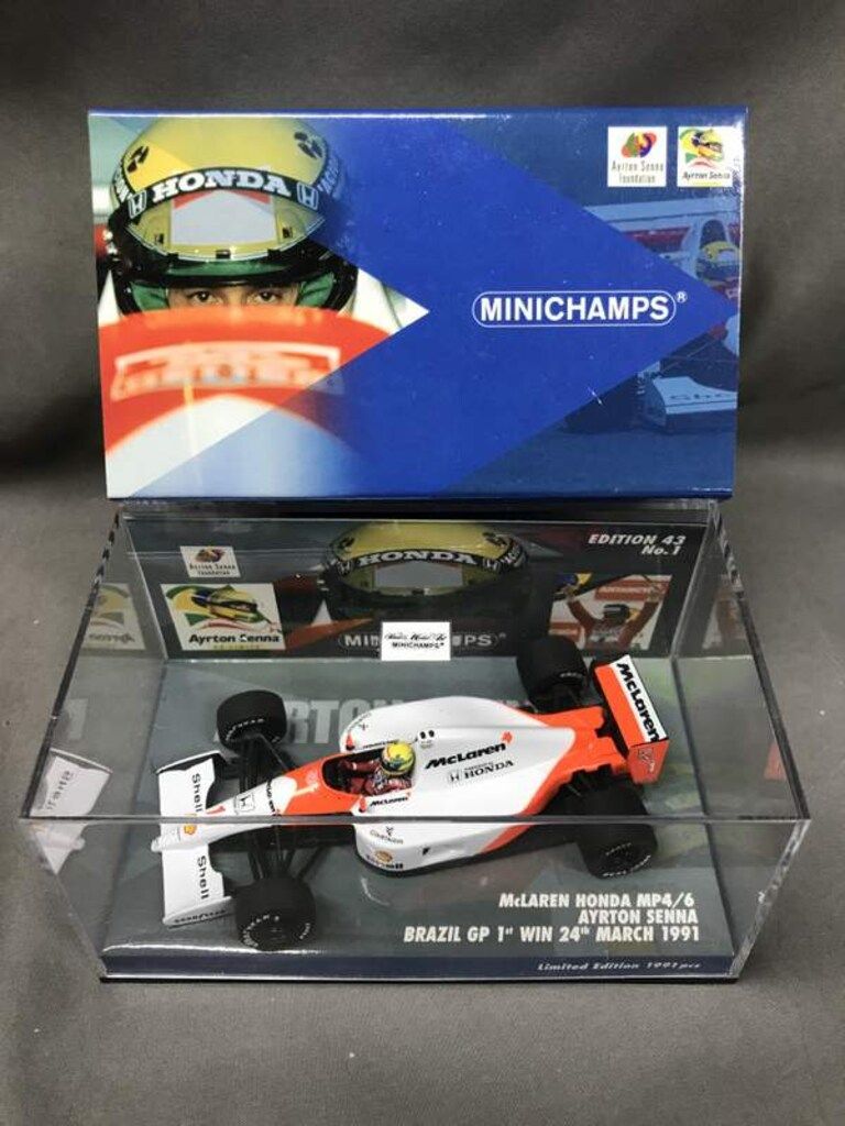 17 スーパーグレート フロアマット 大型 運転席側のみ H29/07～R05/09