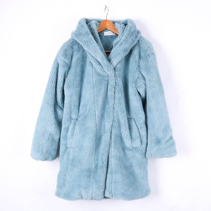 完売品　MOUSSY　マウジー　バンビ柄　フェイクファー　ハーフコート　もこもこ moussy（毛皮/ファーコート）のフリマアイテム一覧
