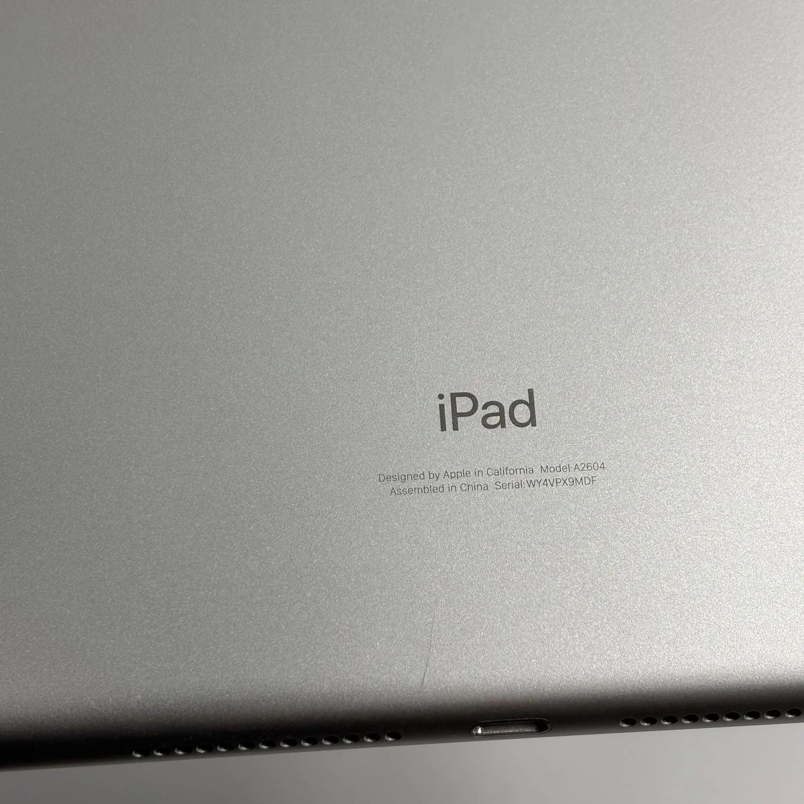 iPad 第9世代 Wi-Fi+cellular 64 GB silver SIMロック解除済み