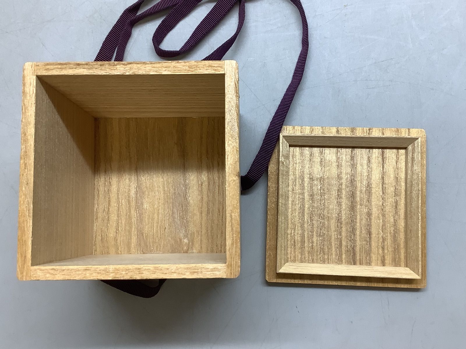 輪島塗　東恒博作　寿松沈金茶托　五客　美品　共箱　茶道　懐石膳　送料込 茶道具 輪島塗 月峯作 唐松 沈金 棗 共箱 V R6015の通販 by