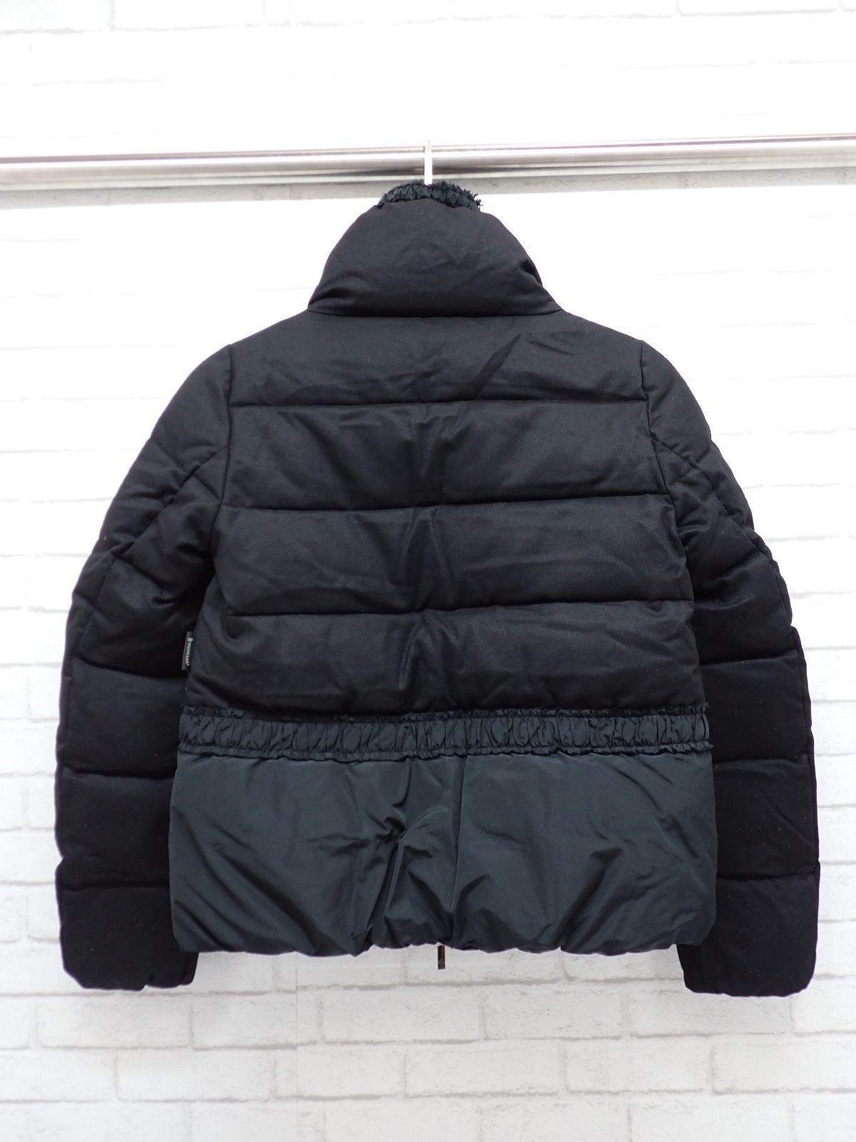 MONCLER モンクレール レディース ダウン ジャケット G32-003