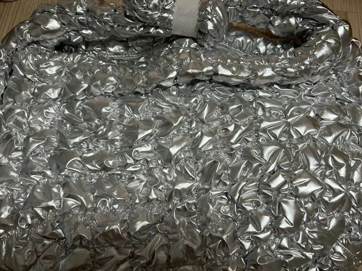 大幅値下げ！  Cos COS コス オーバーサイズ シルバーバッグ