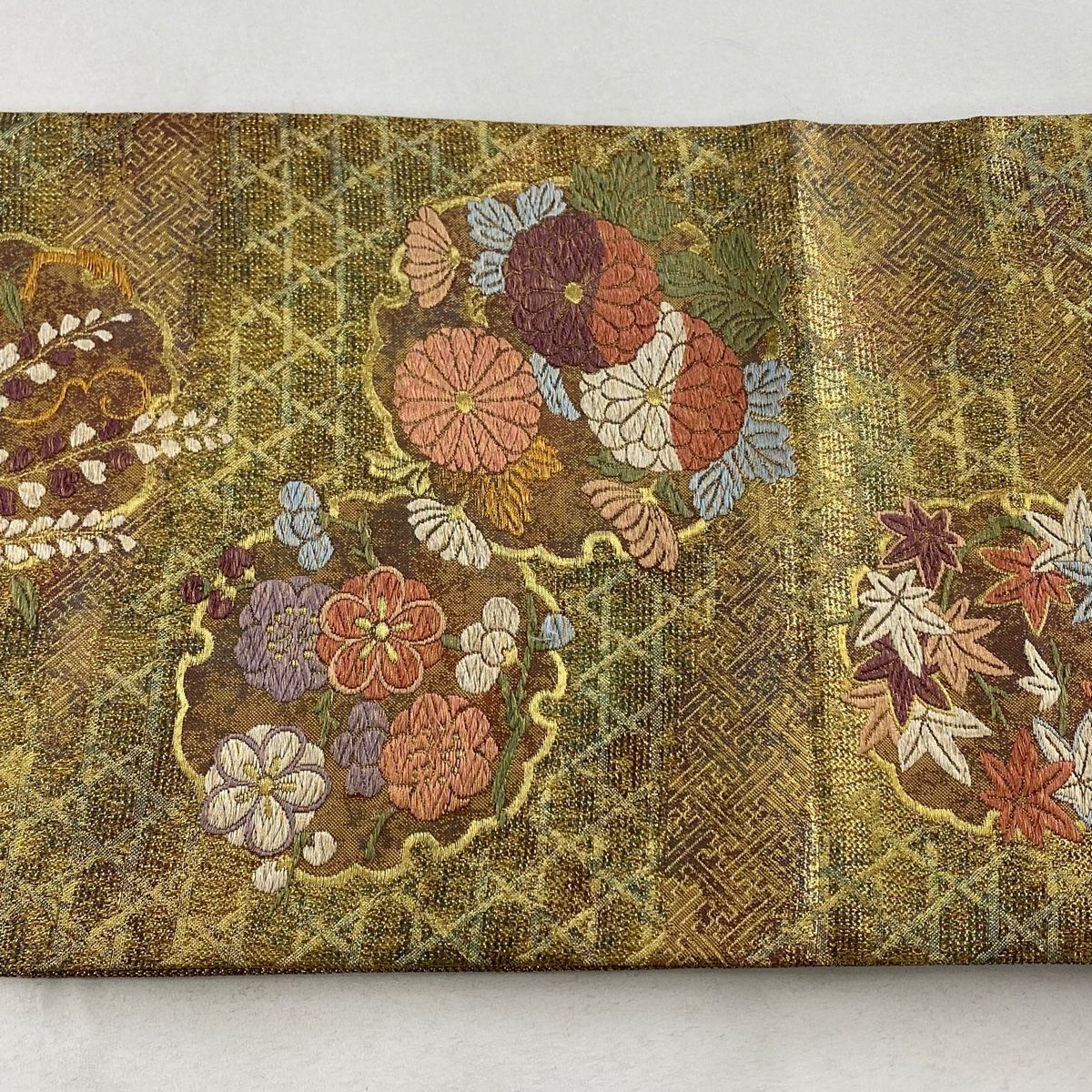 袋帯 秀品 雪輪 草花 箔 金糸 金色 六通 正絹 【中古】 - メルカリ