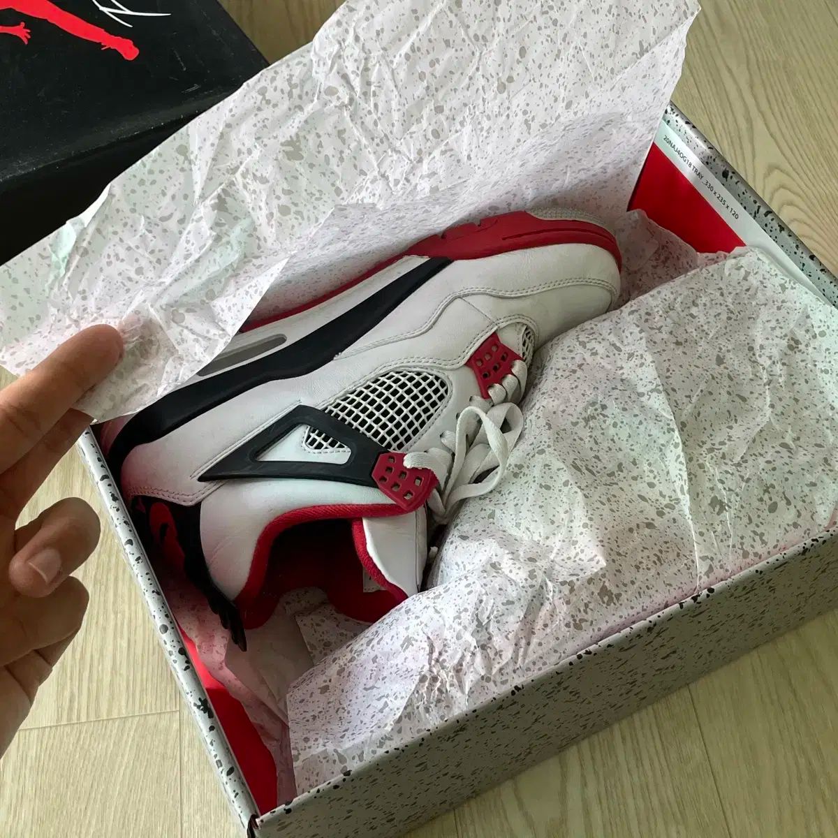 ☆関税込☆ジョーダン 4 ファイアレッド 2020 安全靴 ファスナー☆大人気☆