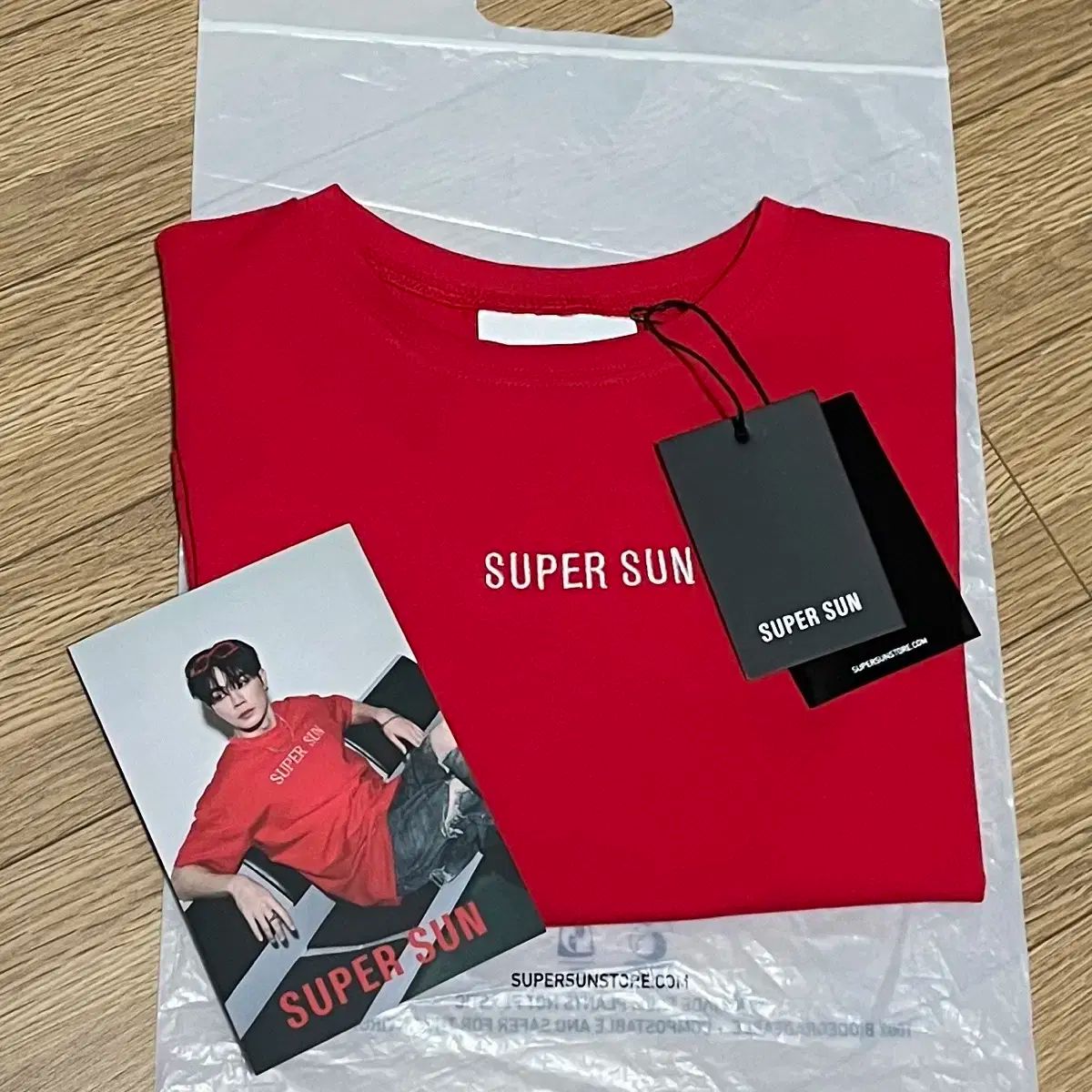 ジップロック スーパーサン ベビーティー 赤