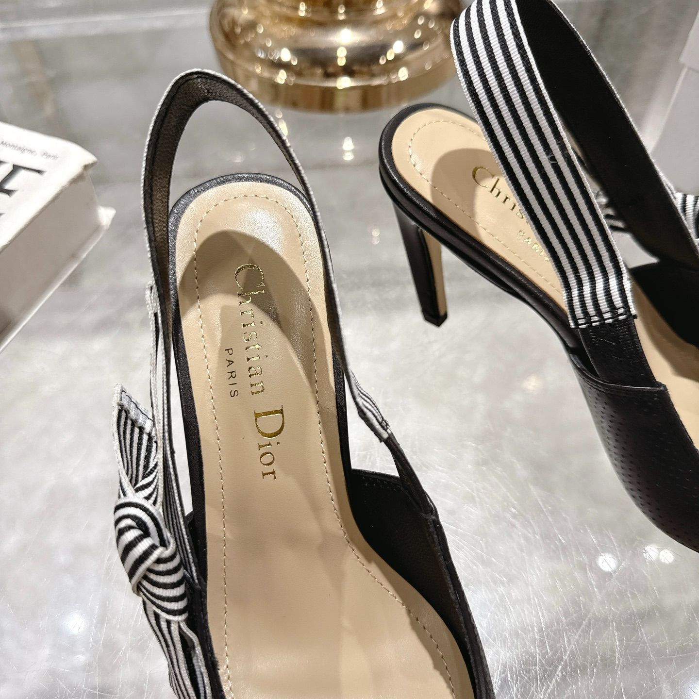 Dior ディオール テーパード トゥ フラット / ハイヒール