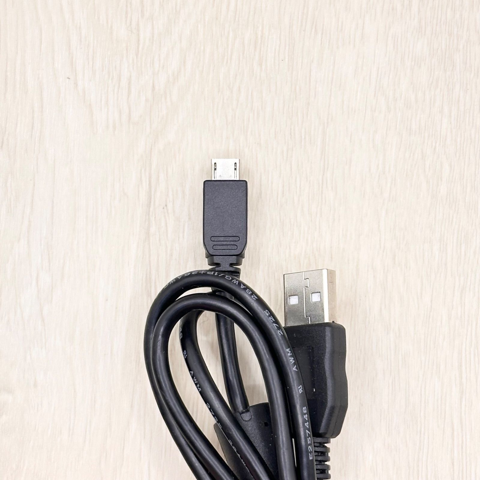 RICOH WG-40W 本体・充電ケーブル ペンタックス 新品 RICOH リコーWG-30/40/50/60/70/M1/M2 THETA