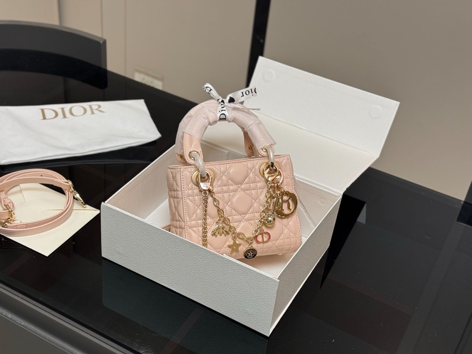 今日 DIOR Lady Dior ライディオール 羊皮バージョン-MM輸入3