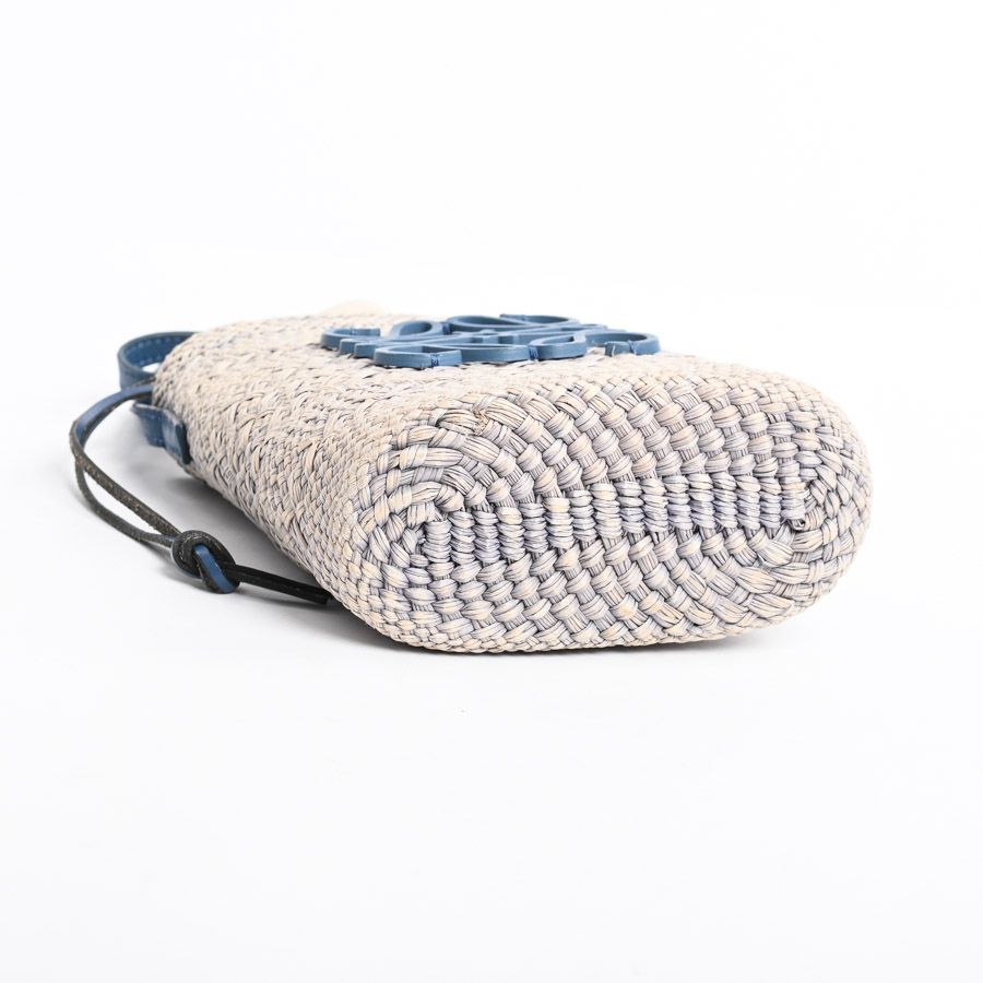 ロエベ スクエアポケット ショルダーバッグ C630G35X01 ブルー