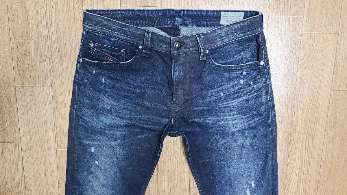 正規品 DIESEL(ディーゼル) タバ 824Q デニム 32