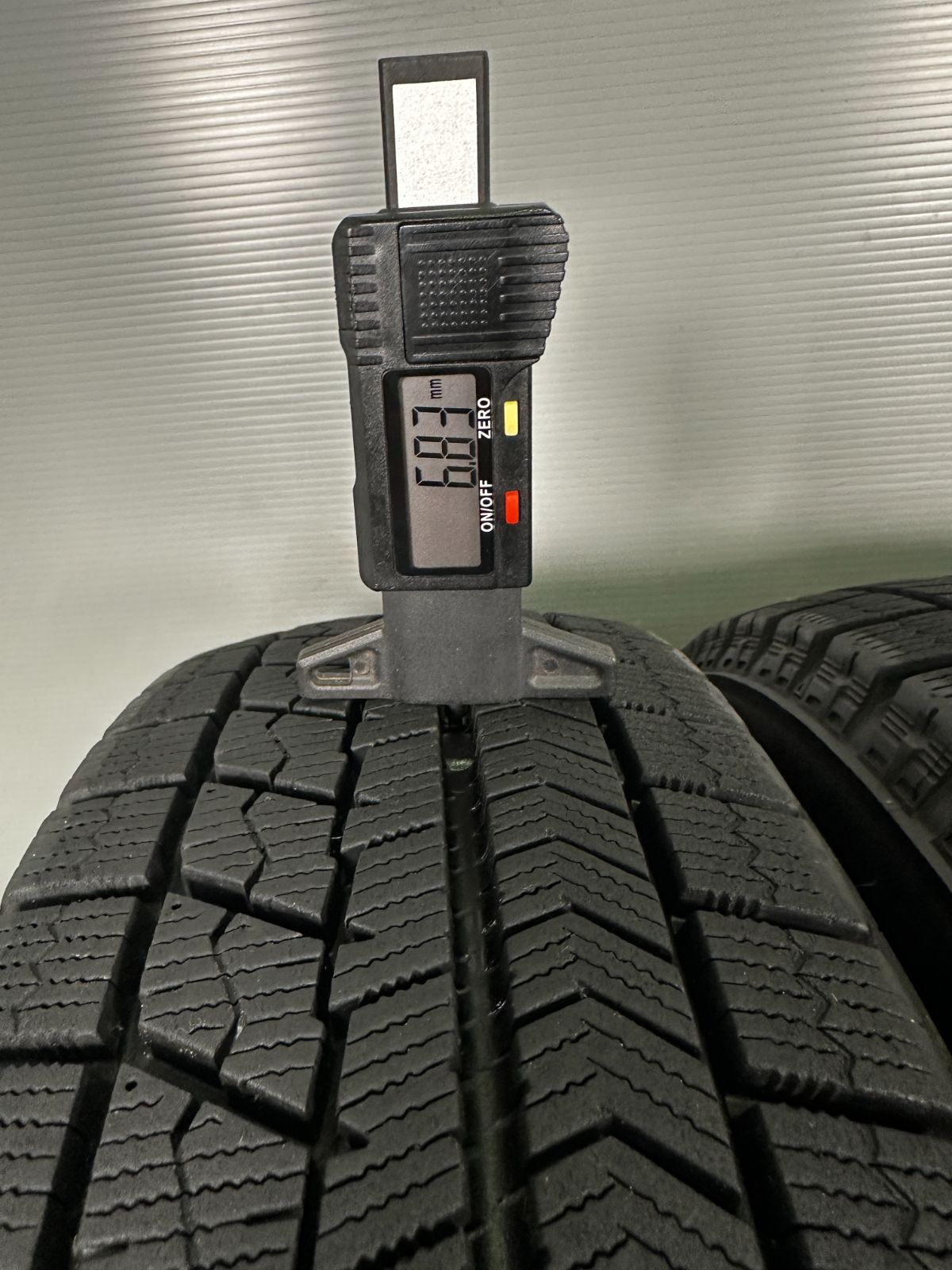 送料無料 155|65R14