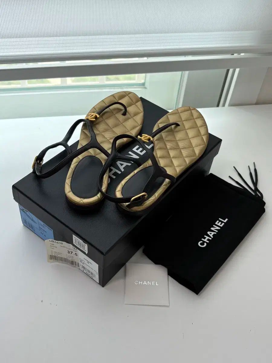 CHANEL(シャネル) cc ロゴ ビーチサンダル ストラップ サンダル