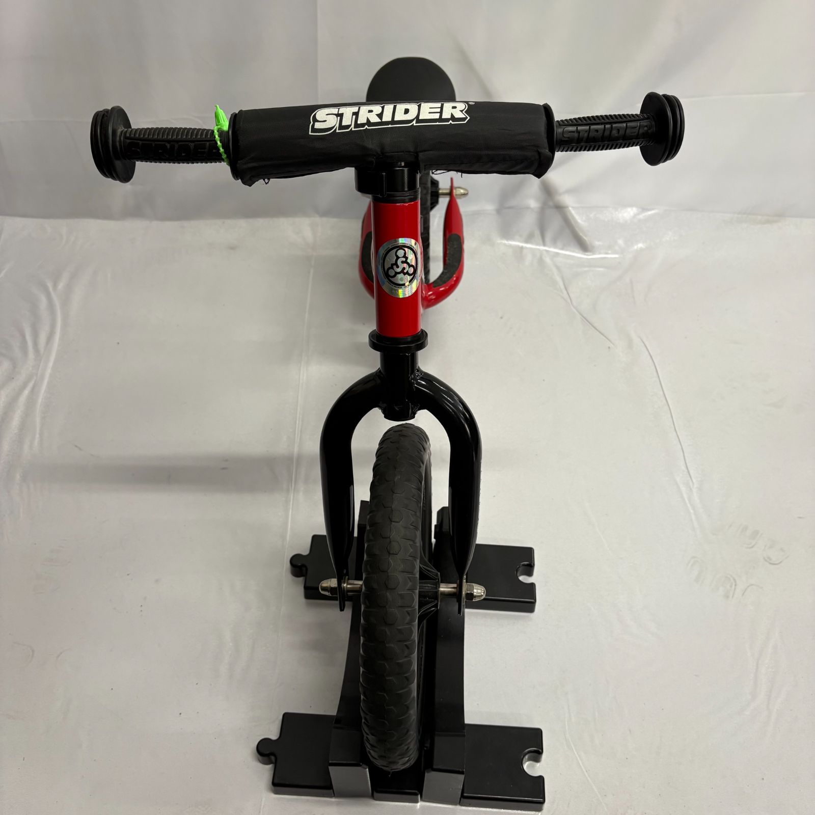 美品 STRIDER 12 SPORT ストライダー スポーツ バランスバイク