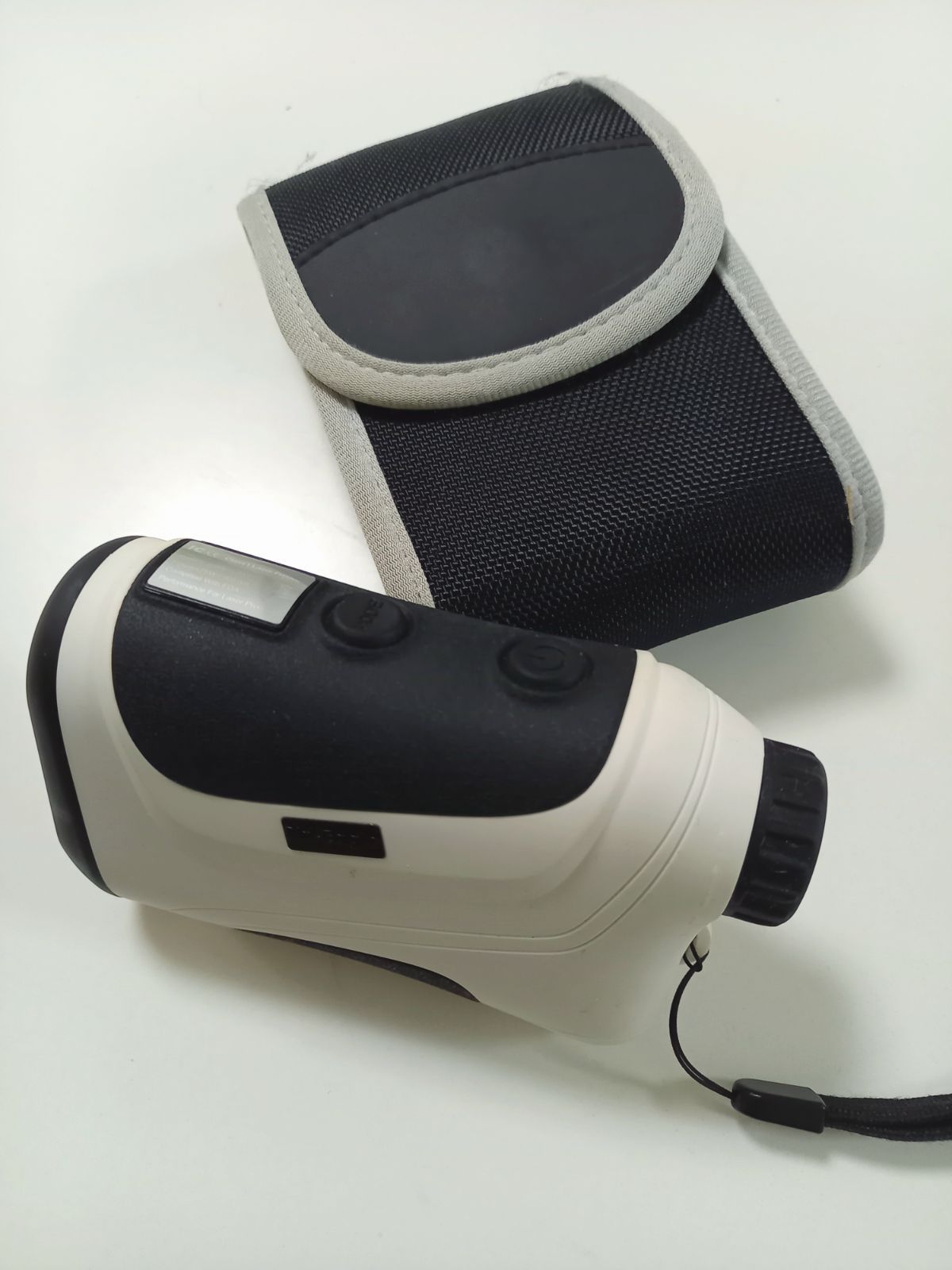 KEY　ピンイーグル　Pin-Eagle　ゴルフ　レーザー距離計 Pin Eagle ピンイーグル ゴルフ用レーザー距離計 ホワイト ブラック