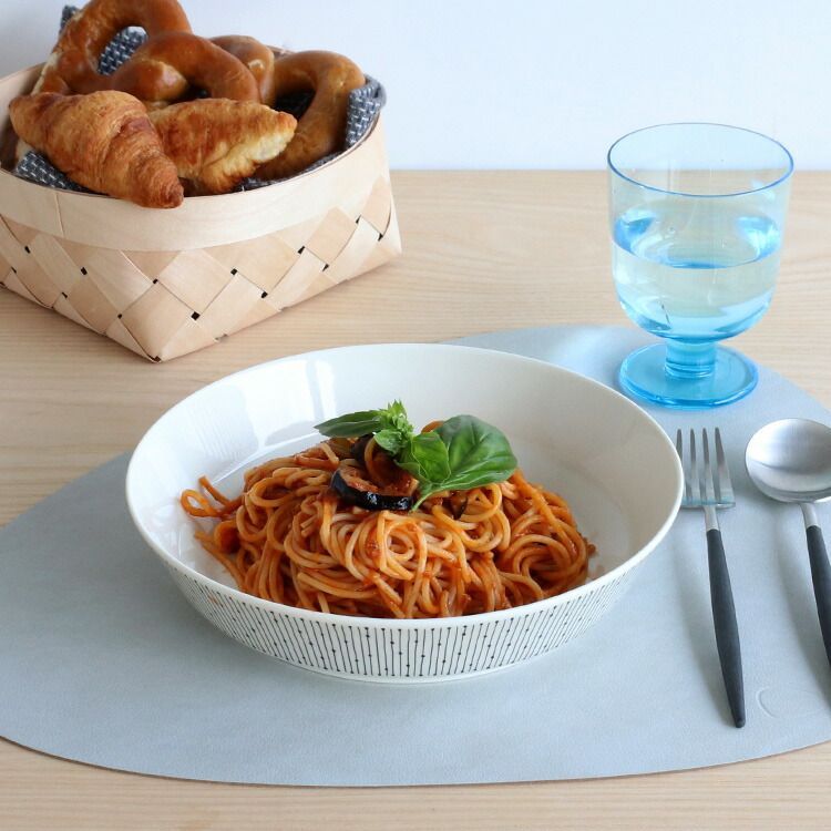 新品 アラビア マイニオ サラスタス ディーププレート 23cm