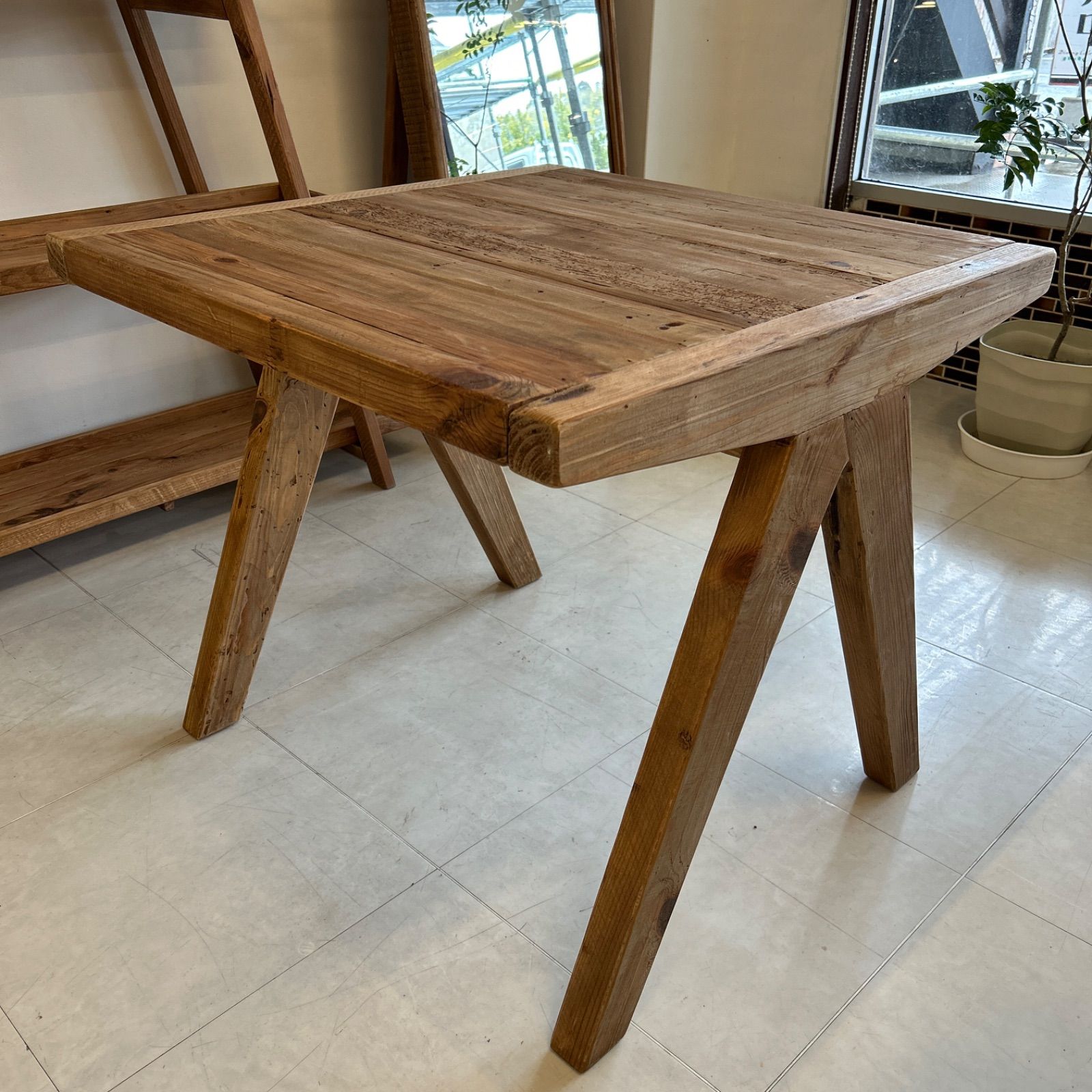 古木カフェテーブル ダイニングテーブル リサイクルパイン アンティーク 北欧風 古木カフェテーブル ダイニングテーブル リサイクルパイン