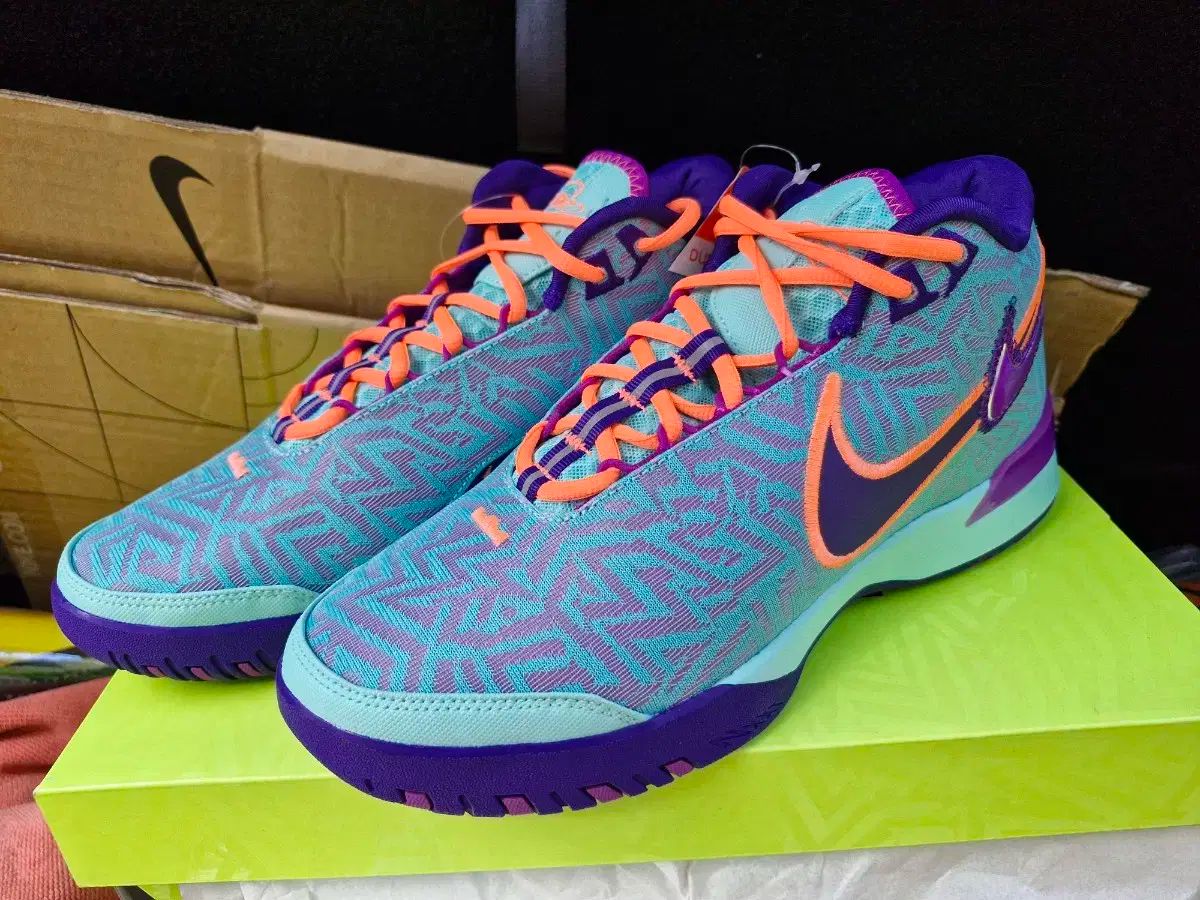 レブロン ネクスト ジーニサス EP 270 275