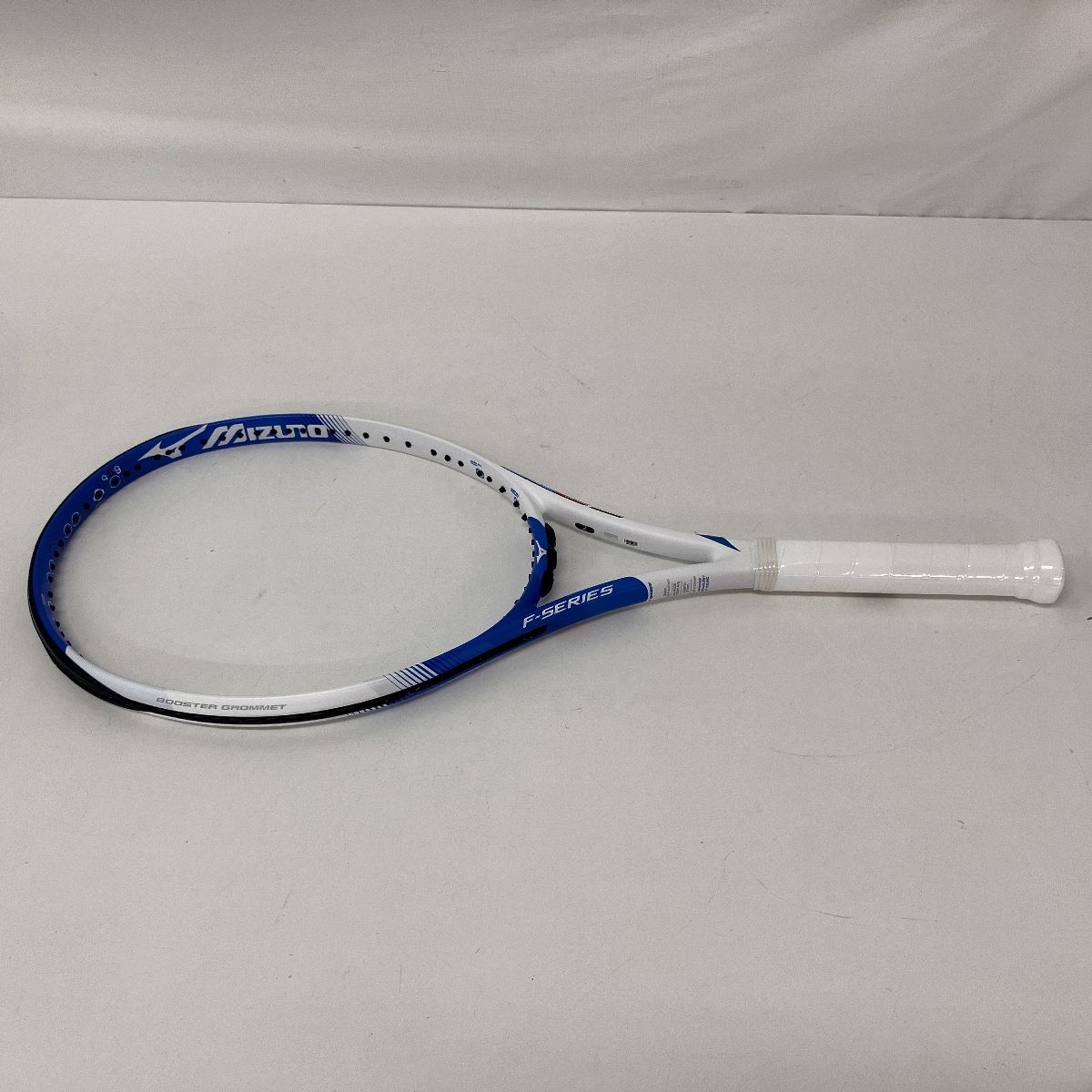 硬式テニスラケット