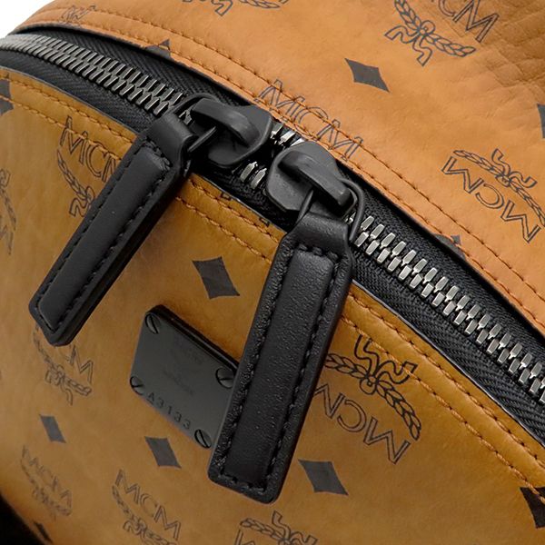 【美品】MCM リュックミディアムサイズ　コニャック MCMリュックサイズ(ミディアム)