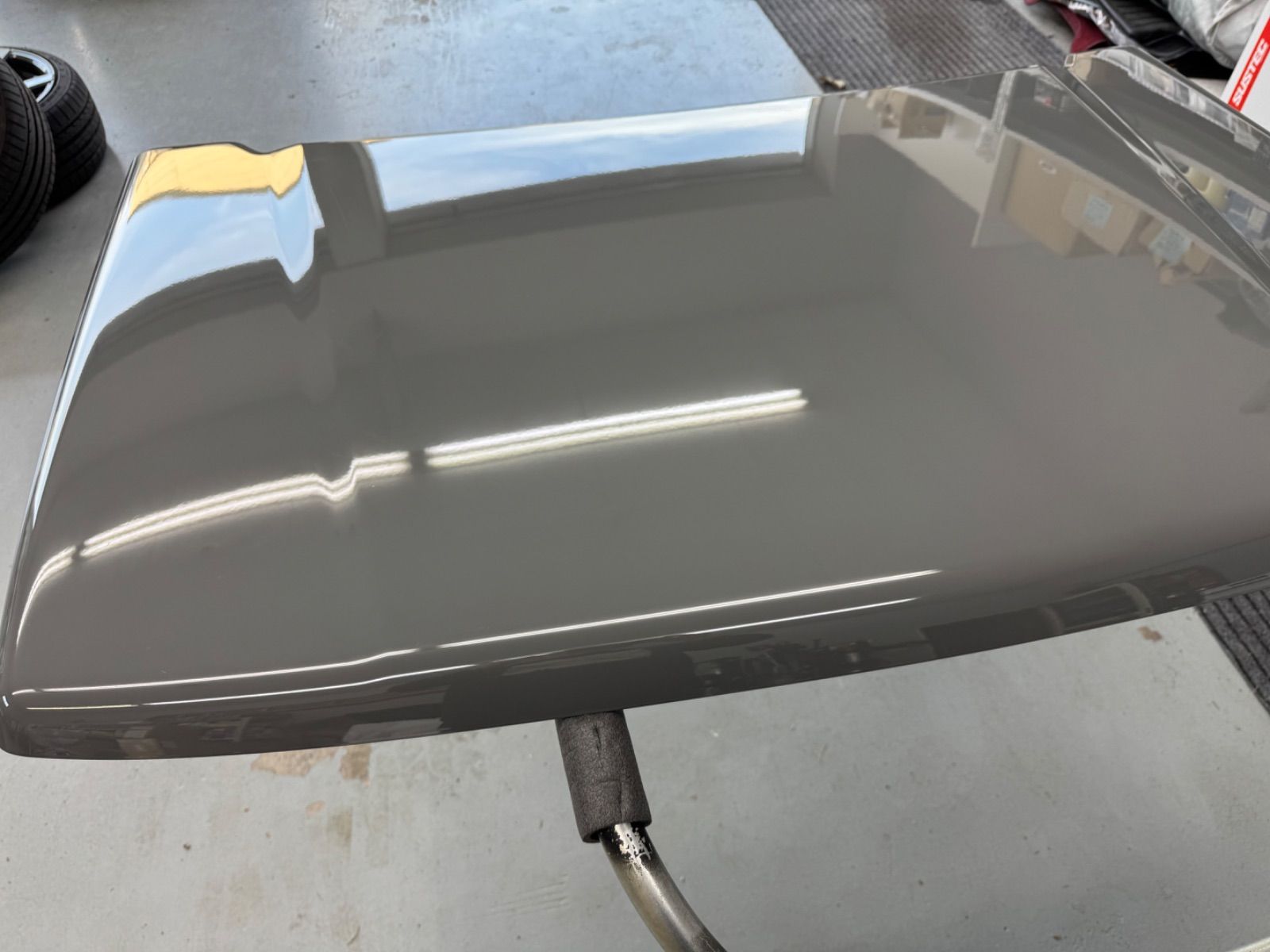 ジムニーシエラ JB74 新車外し 純正品ボンネット ミディアムグレー 美