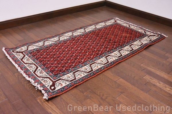 クム 絨毯 シルク」の人気商品一覧 | 安い商品を通販サイトから探す