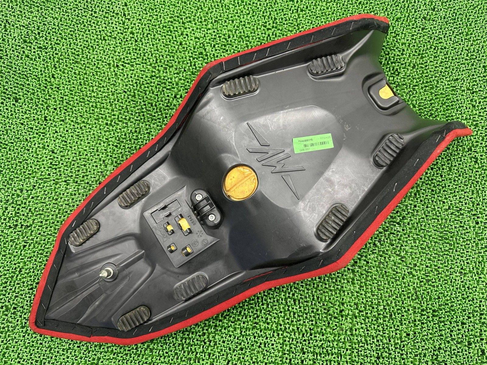 スエード生地張り替え済 ノーマルベース