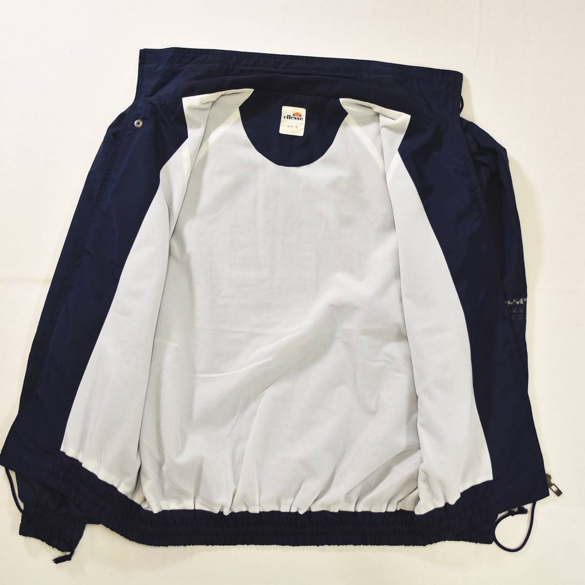 90sヴィンテージ エレッセ ellesse フルジップアップ ウィンド
