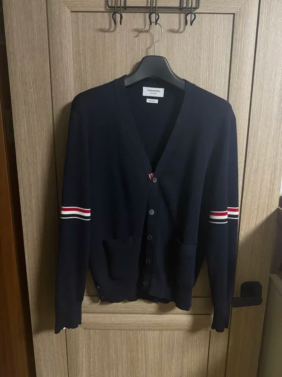 4 Thom Browne トム ブラウン ミラノステッチ アームバンド カーディガン ネイビー