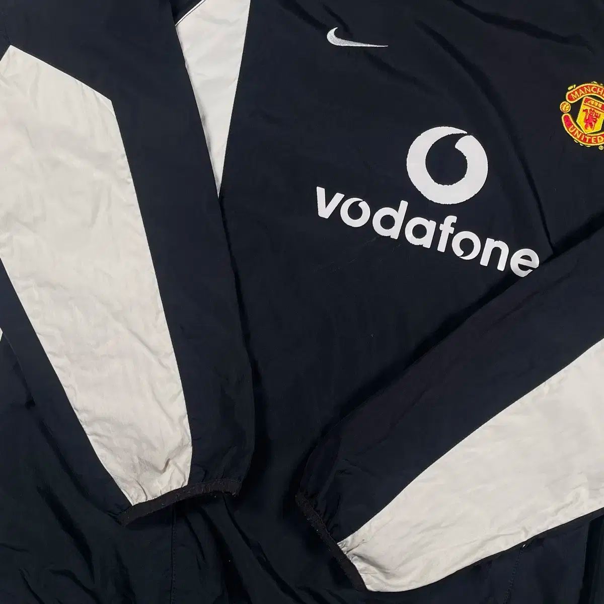 美品 マンチェスターユナイテッド　ナイキ　ボーダフォン　長袖　Mサイズ マンチェスター・ユナイテッド 2002-03 Nike 選手用 アウェイ長袖