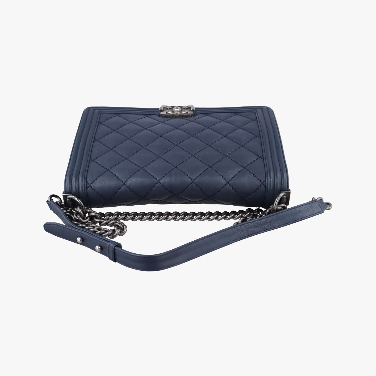 シャネルChanelボーイシャネルネイビーレザーA9210618896283