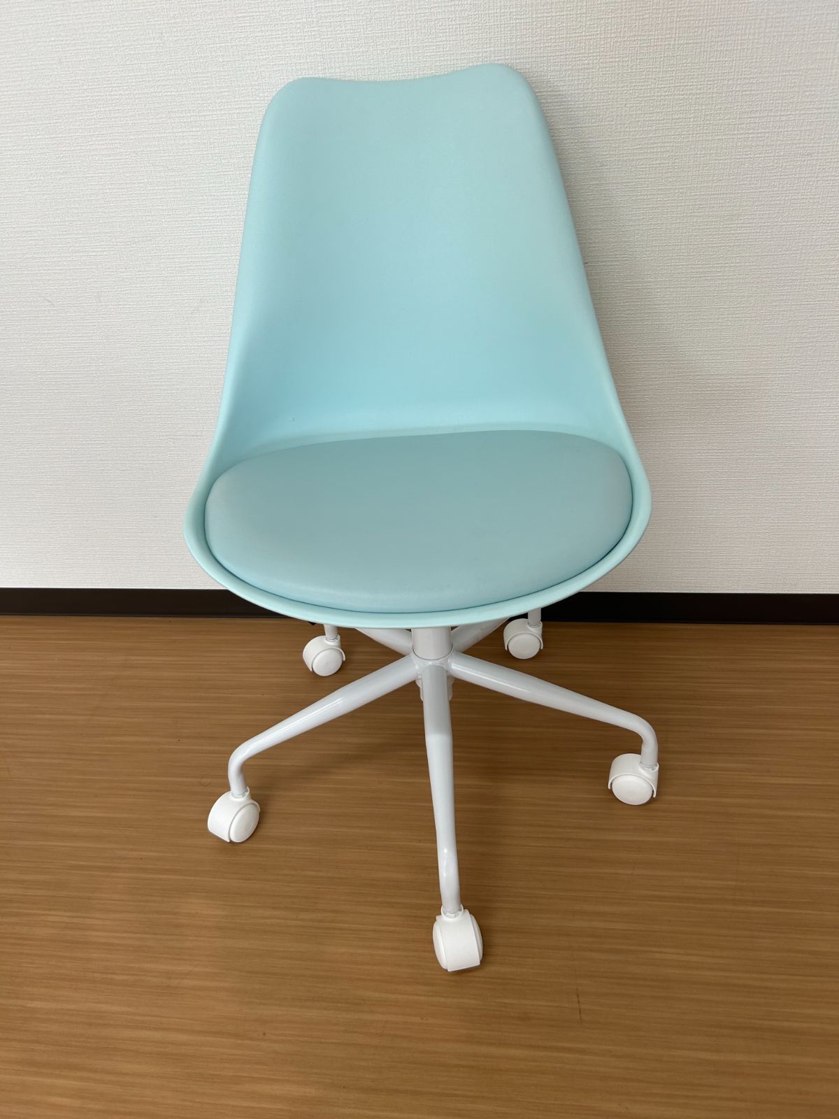 【新品】学習チェアブルー　早い者勝ちです　パソコンチェア