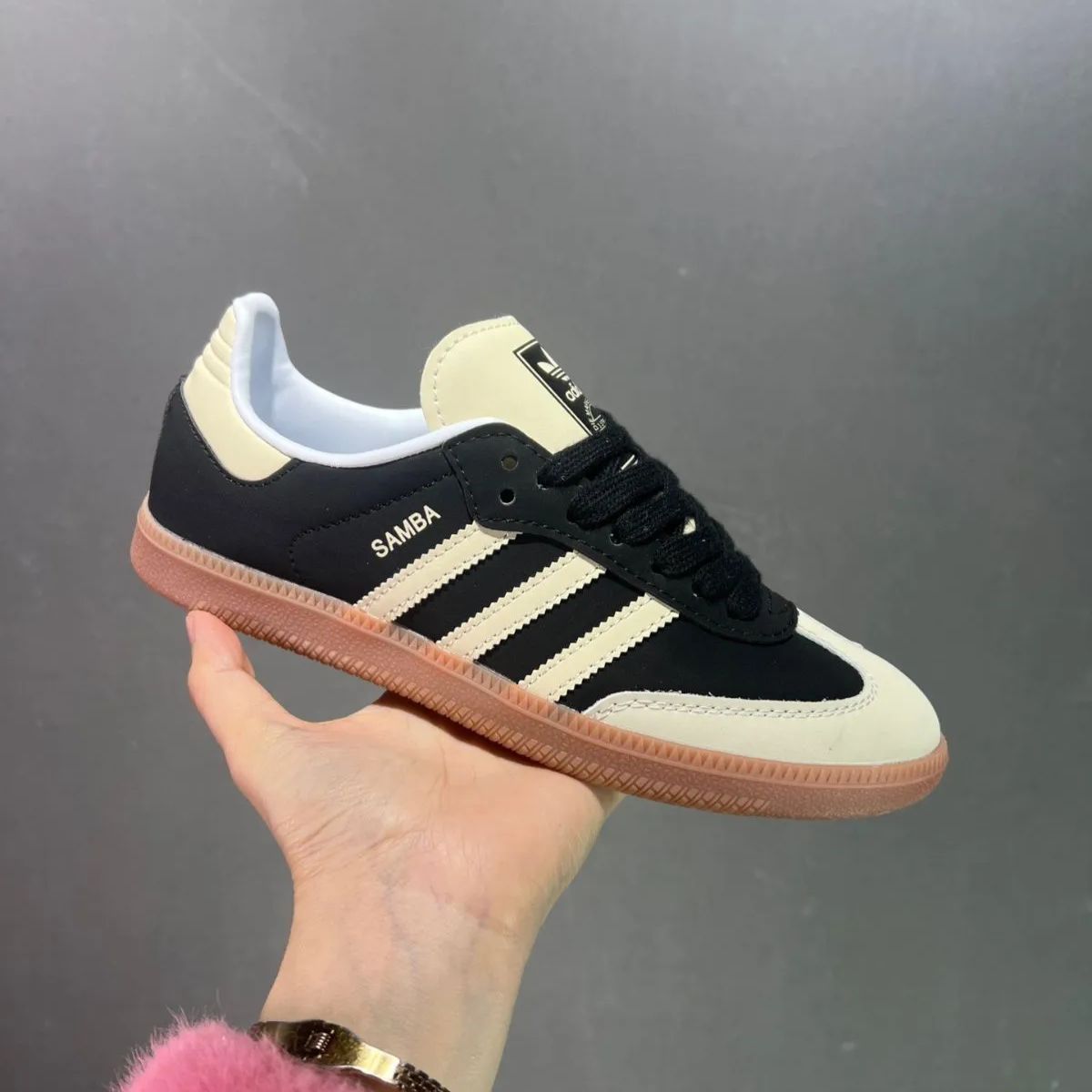 新品未使用 箱付 adidas/アディダス SAMBA サンバ OG W スニーカー