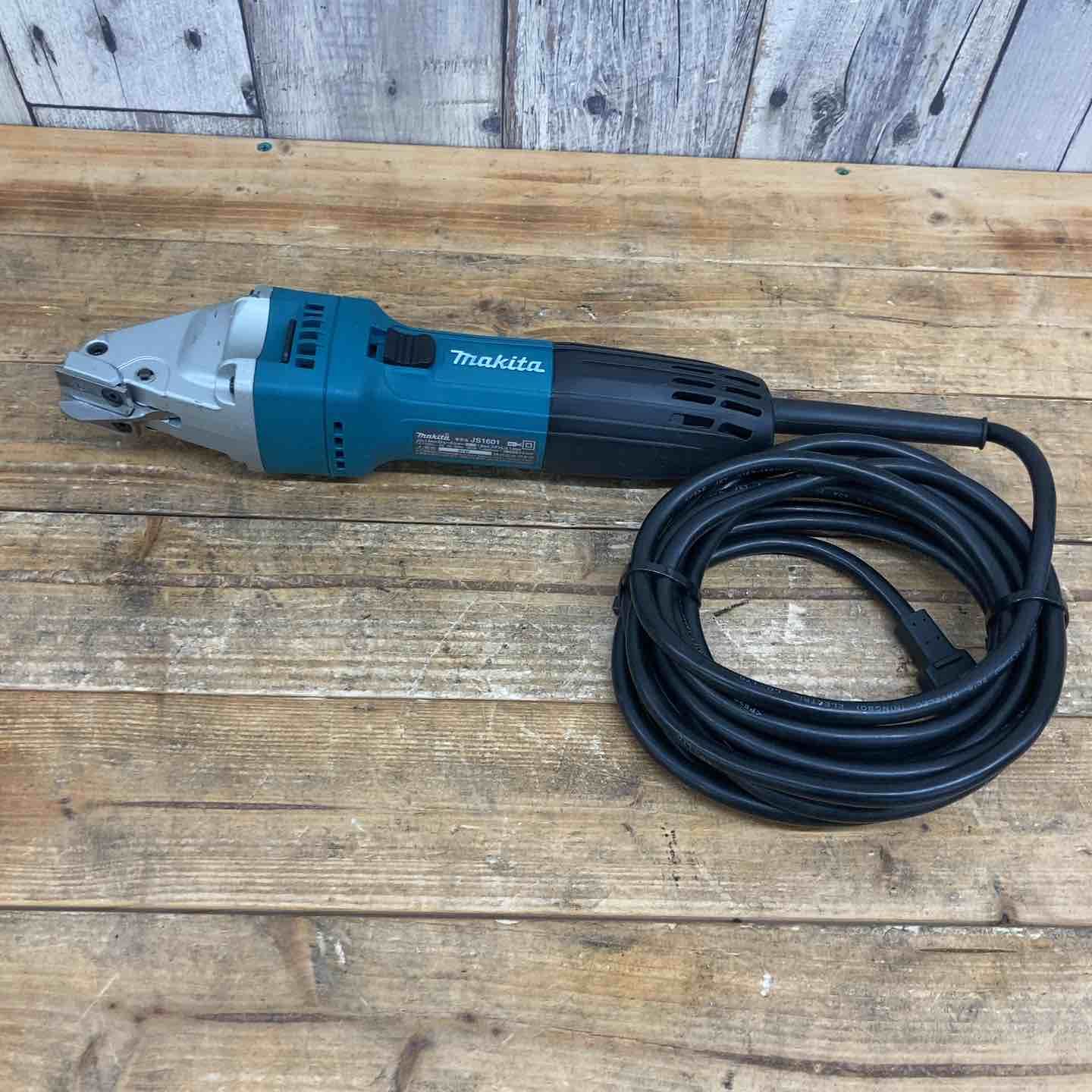 中古品】 マキタ(makita) ストレートシャー JS1601 鉄板 トタン 中古品】 マキタ(makita) ストレートシャー JS1601 鉄板 トタン